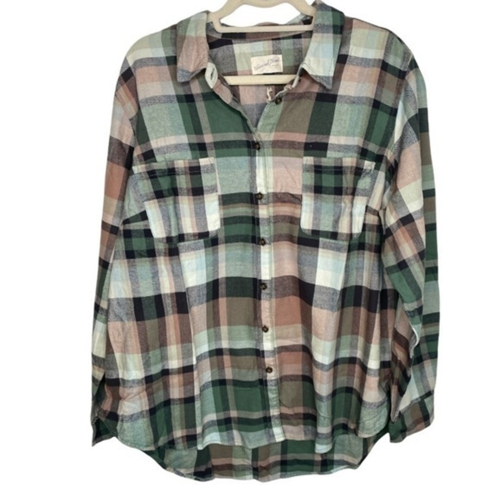 UNIVERSAL Thread Green Plaid Button Down Size XL … - image 1